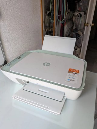 Impresora HP DeskJet 2722e