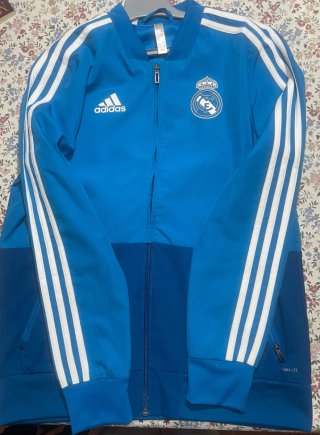 Sudadera Real Madrid adidas Talla 13-14 niño