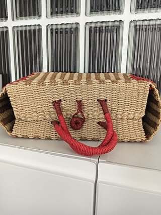 Bolso de mimbre Parfois