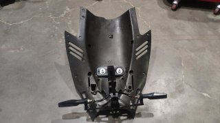 Paso de rueda y portamatrículas Aprilia RS 125