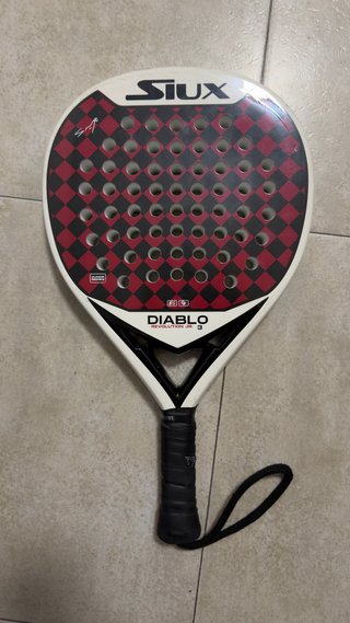 Pala de Pádel Siux Diablo Revolution JR 3