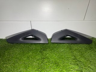 Triangulos Consola Central Audi A3 8P 8P0864261