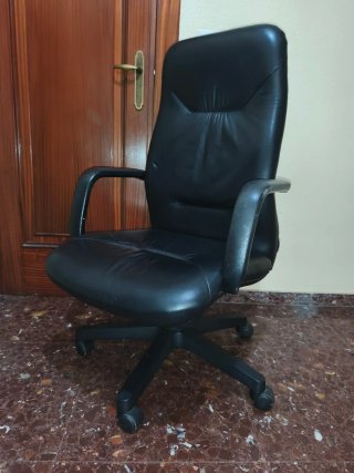 Silla de Escritorio Ergonómica Negra