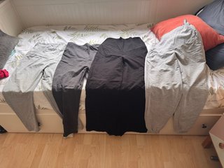 Lote de 4 Pantalones Premamá Tipo Chándal