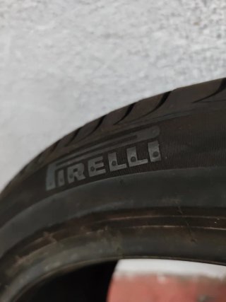 Neumáticos Pirelli 245/40/R18