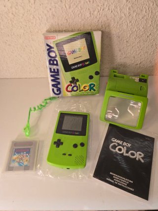 Nintendo Game Boy Color Verde con Caja y Juego