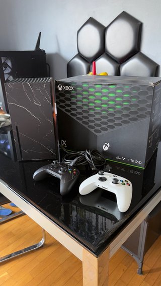 Xbox Series X 1TB Perfetta + 2 Controller