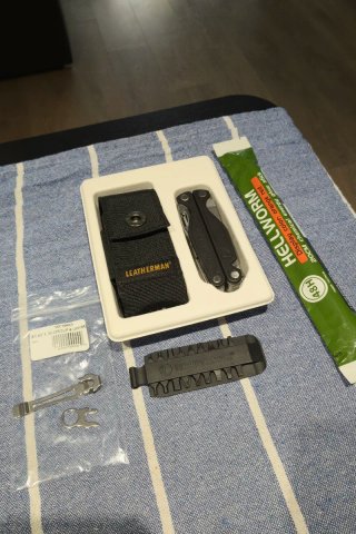 Multiherramienta LEATHERMAN CHARGE PLUS ORIGINAL .