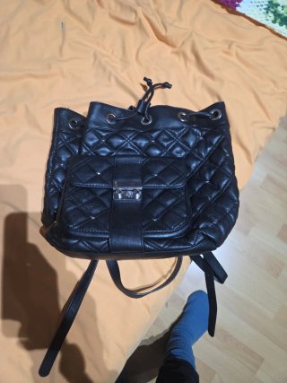 Bolso Mochila Negro Acolchado