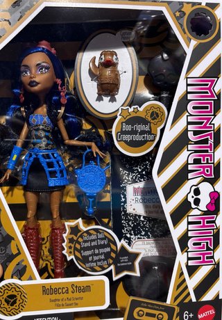 Muñeca Monster High Robecca Steam