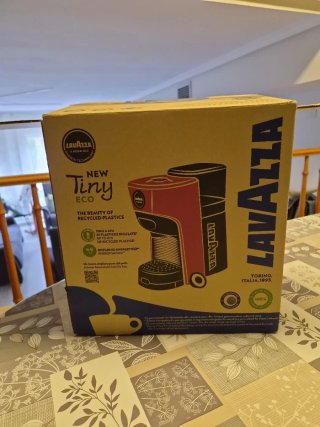 Cafetera Lavazza New Tiny Eco