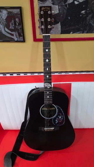 Guitarra electroacústica Martin & Co DXAEOBLACK.