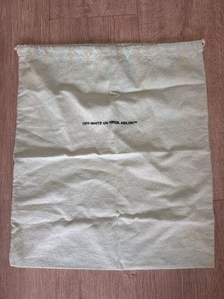 Funda guardapolvo Off-White
