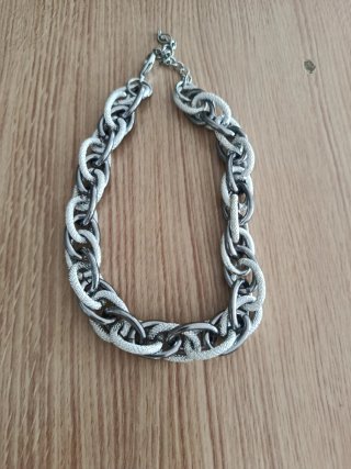 Collar de Eslabones Plateado