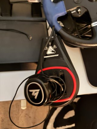 Volante Thrustmaster T150 Pro y Cambio TH8S
