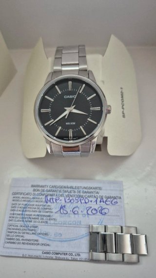 Reloj Casio Collection Plateado