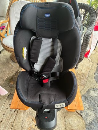 2 unds Silla de Coche Chicco 0-34 kilos 300€