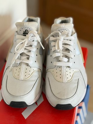 Zapatillas huarache talla 41. !! Tallan pequeñas39