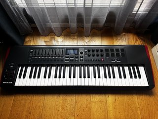 Novation Impulse 61 Teclado Controlador