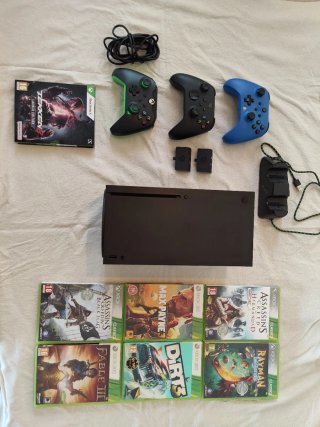 Xbox Series X 1TB + 3 mandos + Baterías + Tekken 8
