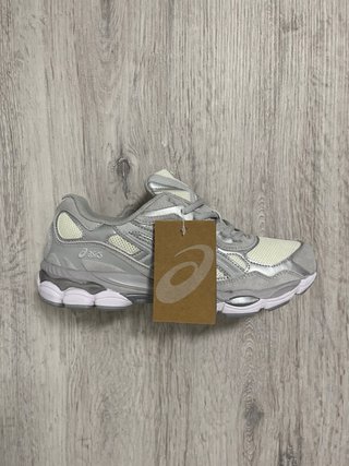 Zapatillas ASICS Gel Grises