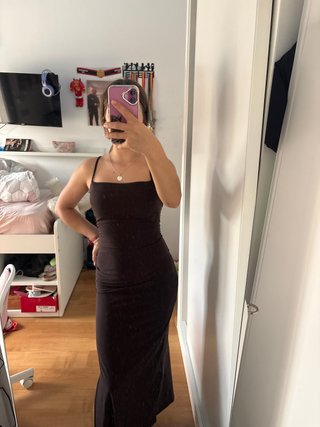 Vestido largo marrón de tirantes