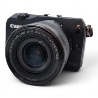 CAMARA DIGITAL CANON EOS M + OBJETIVO CANON 18-55MM + CARGADOR + FUNDA