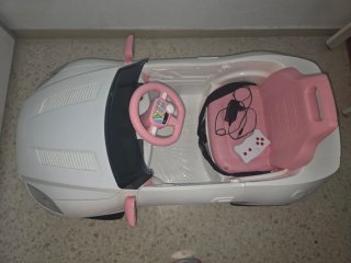 Coche Eléctrico Infantil Blanco y Rosa