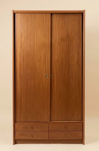 Armario de Madera con Cajones