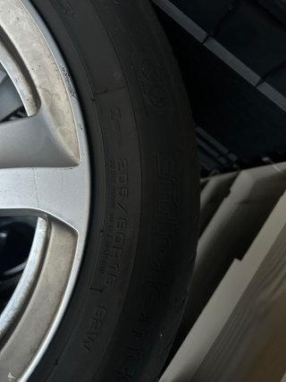 Ruedas con Llantas 205/60 R16 92W