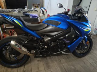 Suzuki GSX-S1000 Azul