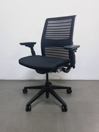 Silla STEELCASE THINK V2 ergonómica Profesional