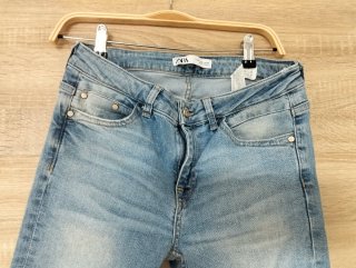 Pantalón vaquero Zara azul talla M