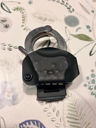 Funda Porta Grilletes de Focus Kydex