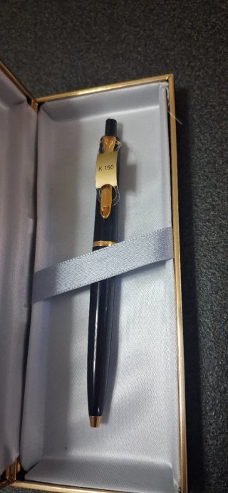 Penna a sfera Pelikan K150