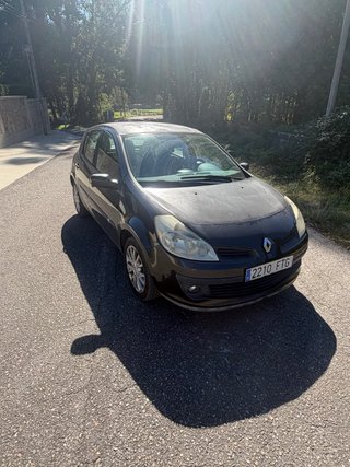 Renault clio 2008 etiqueta C 1.4 gasolina