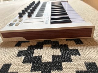 Controlador MIDI Arturia MiniLab MkII