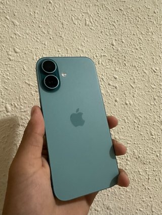iPhone 16