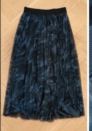Falda midi de tul animal print