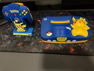 Nintendo 64 Pikachu Edition