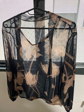 Blusa transparente estampada