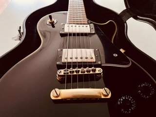Guitarra Eléctrica Epiphone Les Paul Custom Ebony