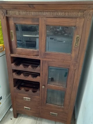Mueble Botellero Antiguo de Madera maciza
