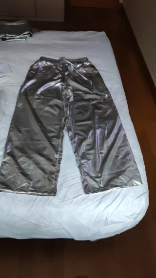 Pantalón Ancho Plateado Brillante Talla L