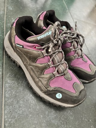 Zapatillas de Montaña Waterproof Talla 36