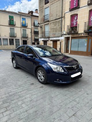 Toyota Avensis 2010