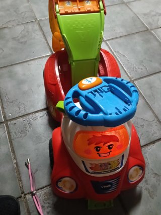 Correpasillos VTech con luces y sonidos