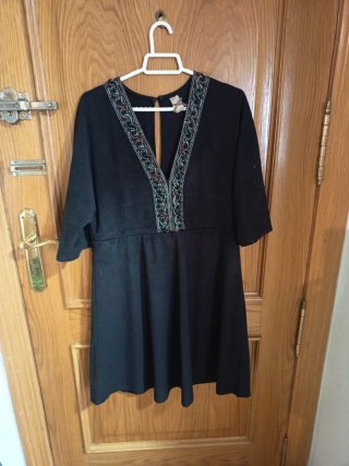 Vestido corto negro de terciopelo, rltalla M/L