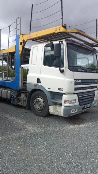 Camión Porta Coches DAF con Carrocería Rolfo