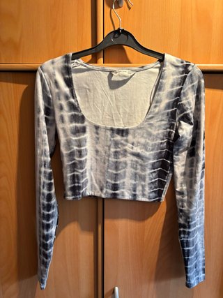 Crop top deportivo Stradivarius